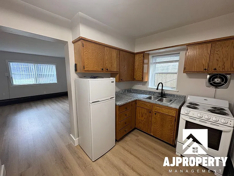 615 W 15th St #700-S — Photo 24