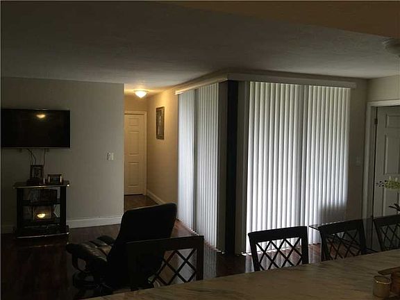 4th image of 3610 SW 114th Ave #4107