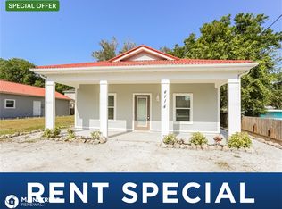 4114 Rockefeller Ave, Sarasota, FL 34231