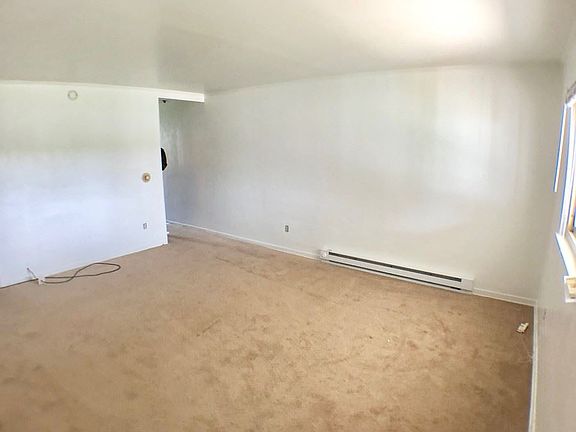 4th image of 3202 McArthur Dr APT 6