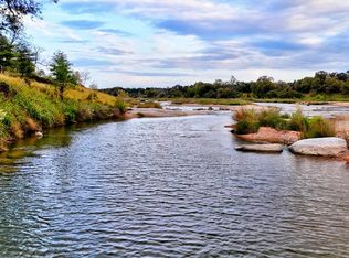 205 Riverside Dr #B, Llano, TX 78643