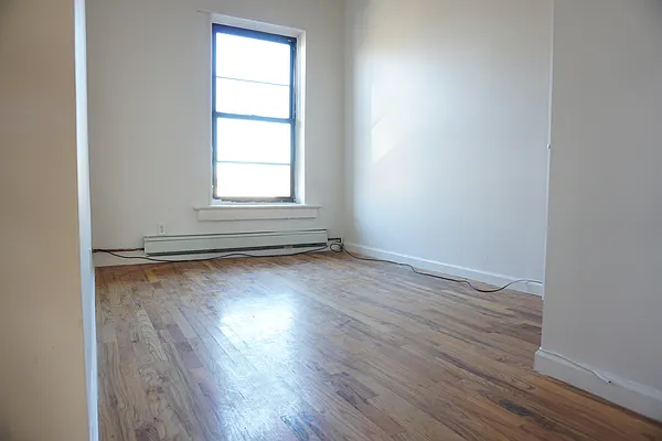 Rented by Rennit Inc. | media 26