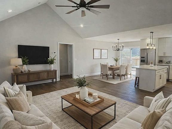 3rd image of 260 Thompson Rd