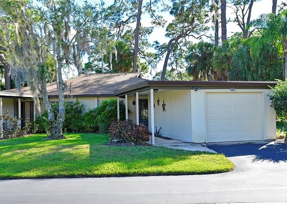 1st image of 2248 Willow Tree Dr #87