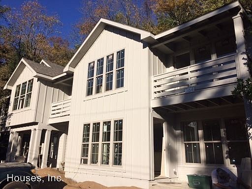3rd image of 164 N Oklahoma Way