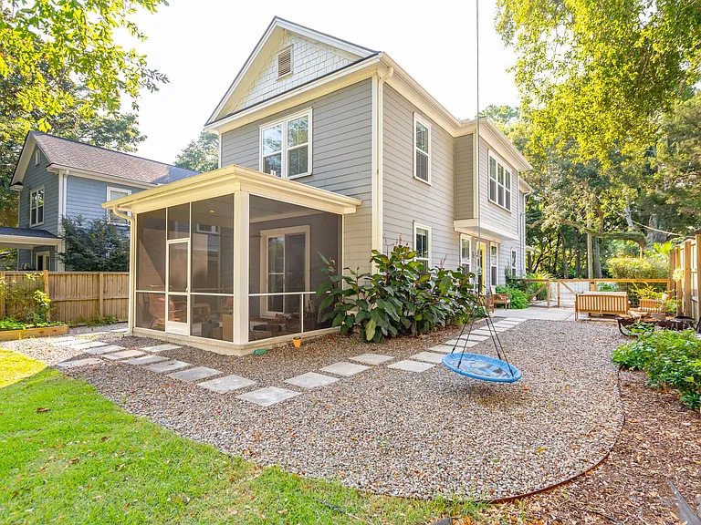 824 Toler Dr — Photo 33
