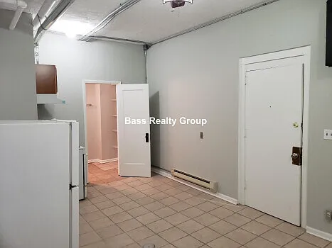Studio, 1.0 bath, $975 — Photo 2