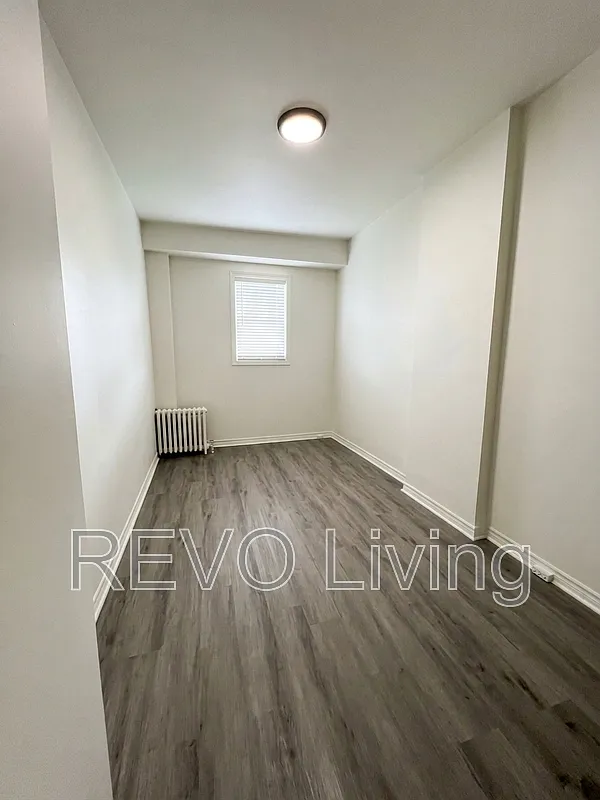 1 bed, 1.0 bath, 500 sqft, $1,300 — Photo 3