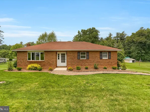 325 Orndorf Rd, Spring Mills, PA 16875
