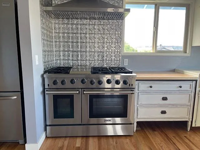 740 Berg Ct NW — Photo 10