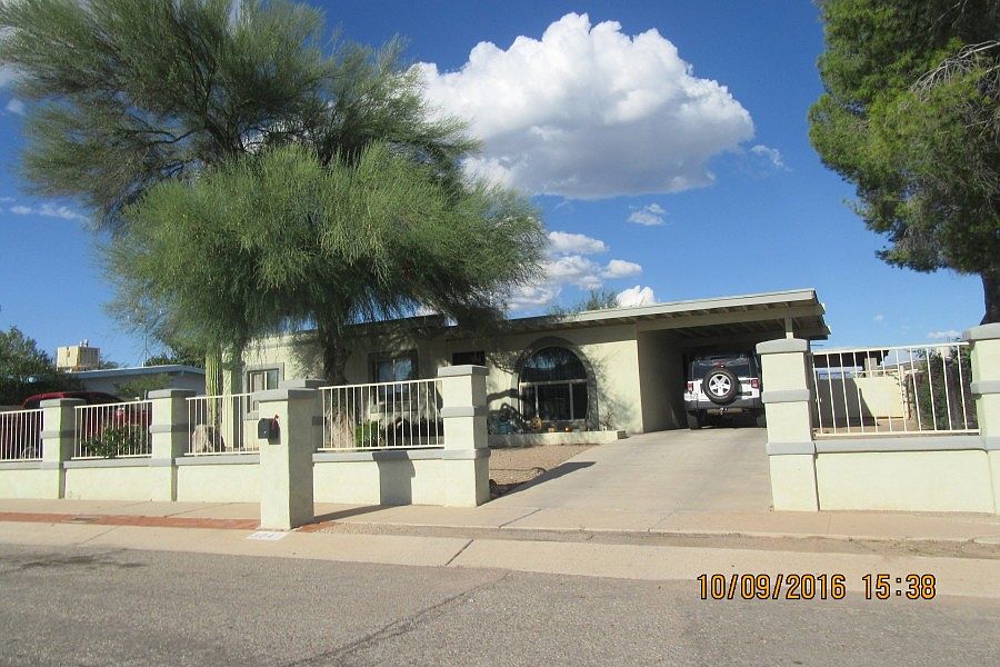 2nd image of 3041 S Tower Rd
