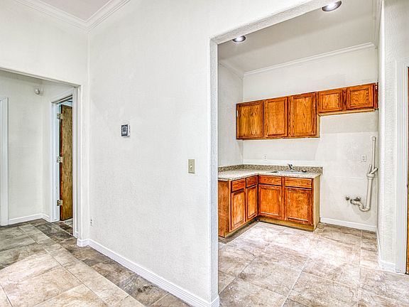 5th image of 550 S Mesa Hills Dr Suite D3