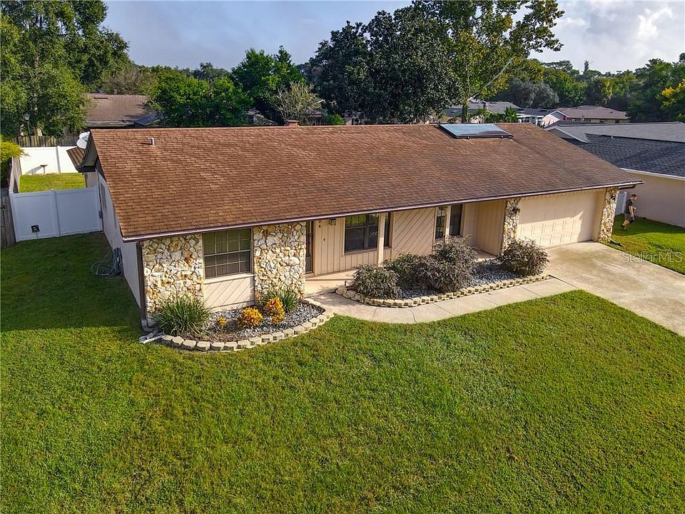 1st image of 104 E Cumberland Cir