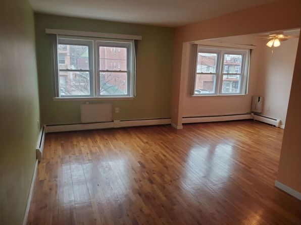 3628 166th St Floor 2