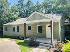 622 Perry Rd