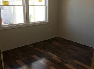 21 Chestnut St, Garfield, NJ 07026