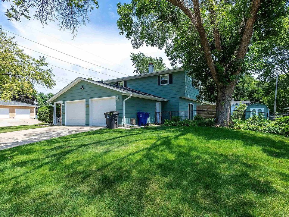 206 27th Ave, Moline, IL 61265 Zillow