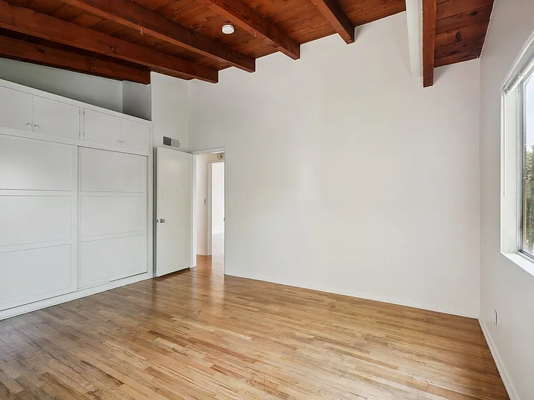1233 Stanford St #A — Photo 10
