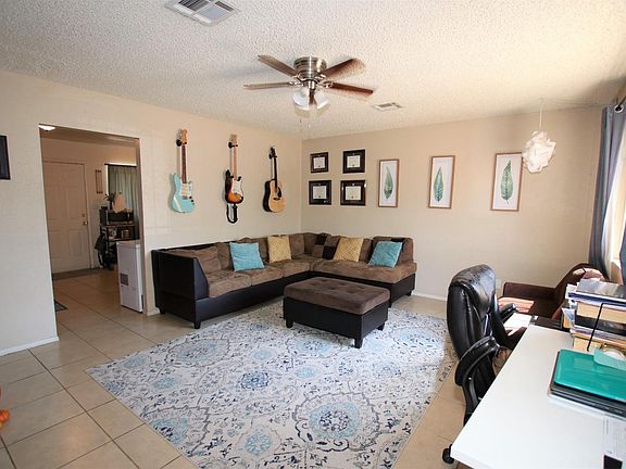 5th image of 2420 E Francisco Dr
