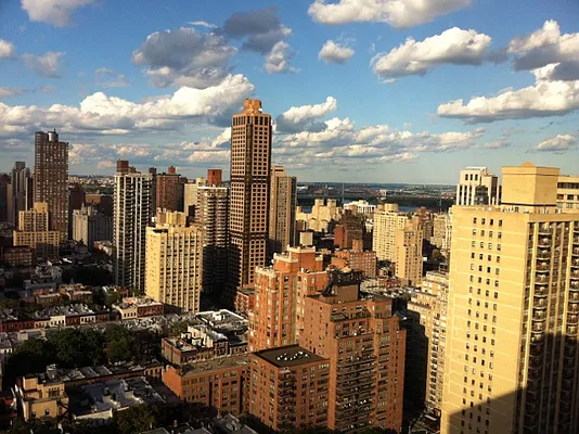 Rented by NYC Realty Boutique LLC | media 2