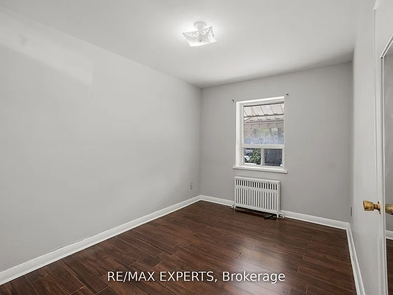 3261A Lakeshore Rd W #101 — Photo 13