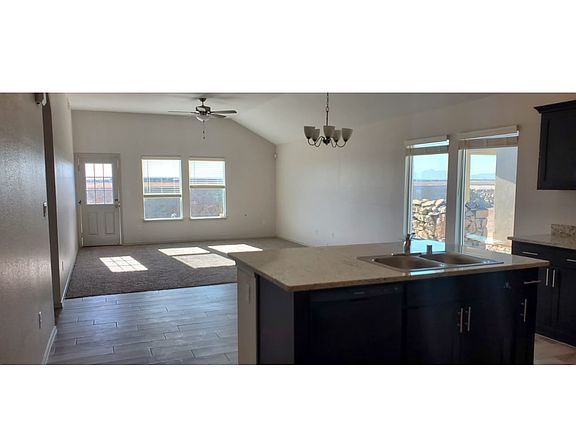 4th image of 11337 Hidalgo Dr