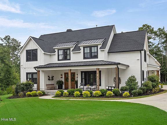 2nd image of 1515 Treesdale Lane