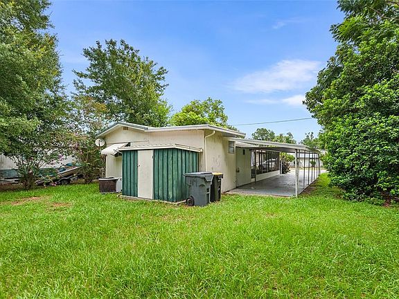 4th image of 114 LAKESIDE DR
