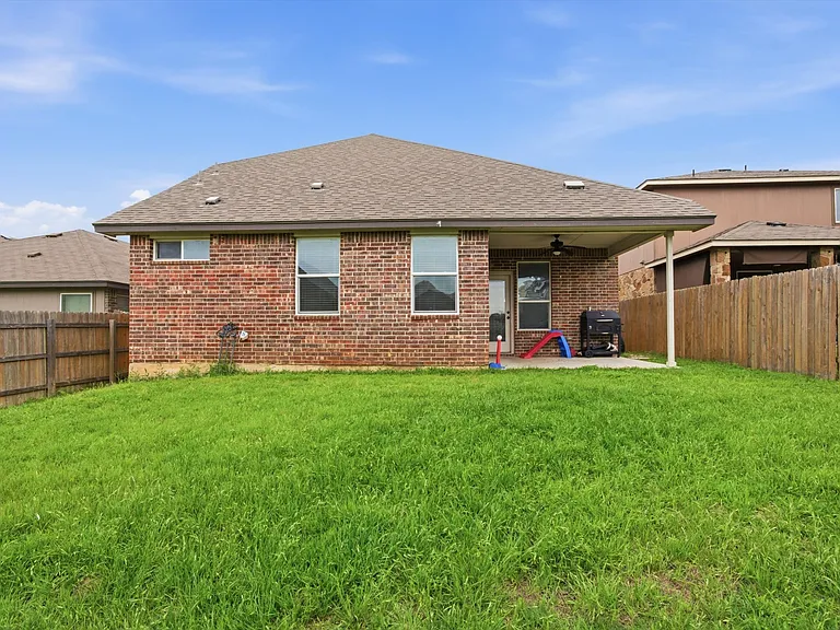 3313 Parkmill Dr — Photo 32