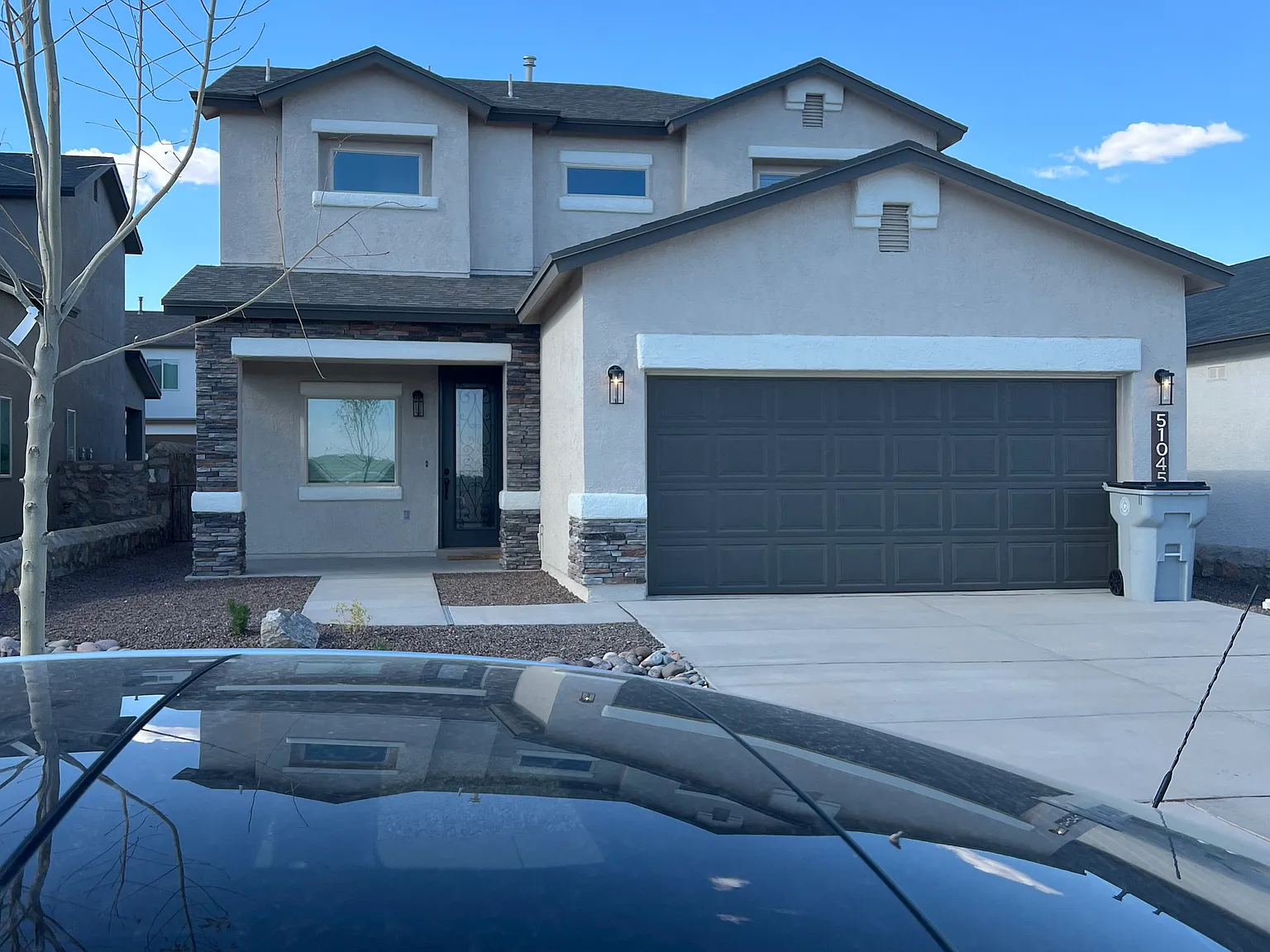 4 bed, 2.5 bath, 2022 sqft, $2,500 — Photo 3