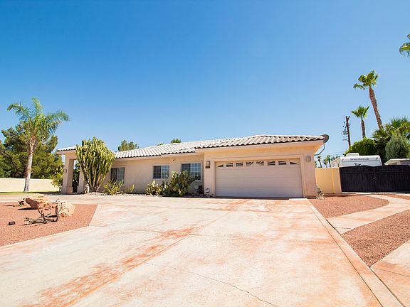 5th image of 2121 E Desert Park Ave
