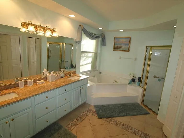 8526 Pepper Tree Way — Photo 10
