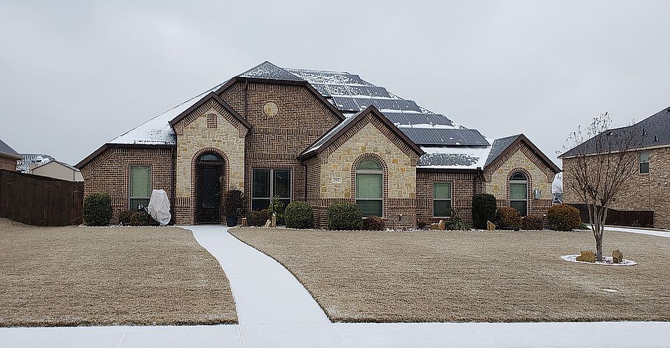 1st image of 202 White Rock Ct