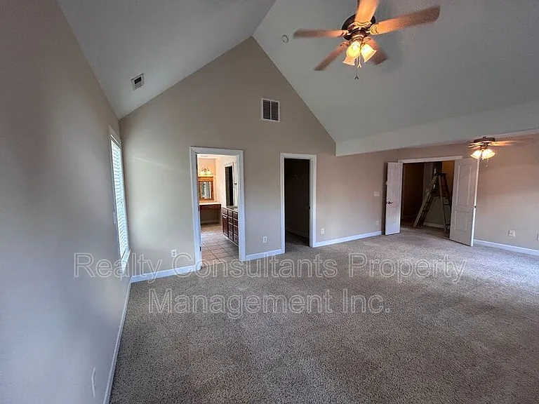 4540 Pebble Lake Dr — Photo 49