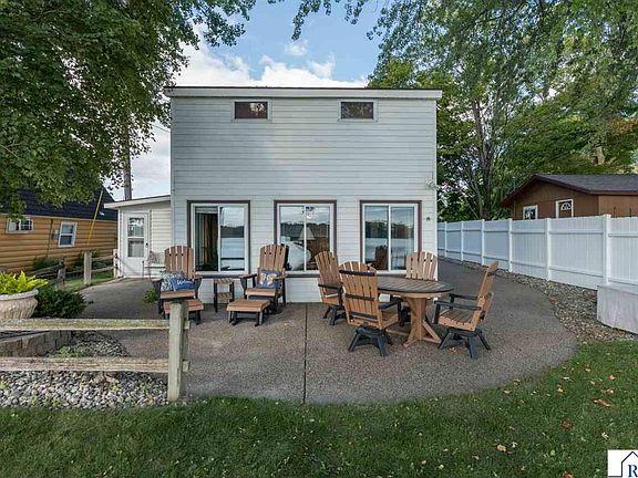 3rd image of 7014 Laura Ln