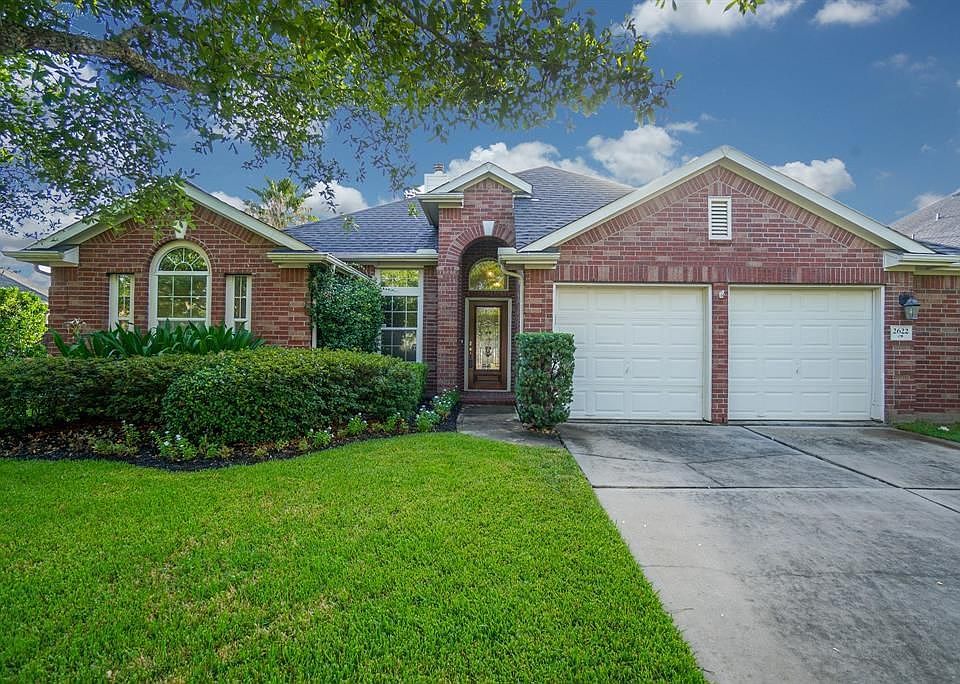 1st image of 2622 Yellowwood Ct