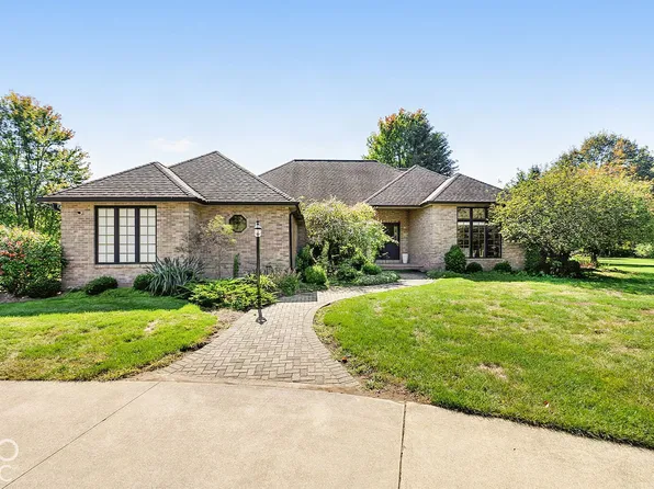 5771 S Burlington Dr, Muncie, IN 47302