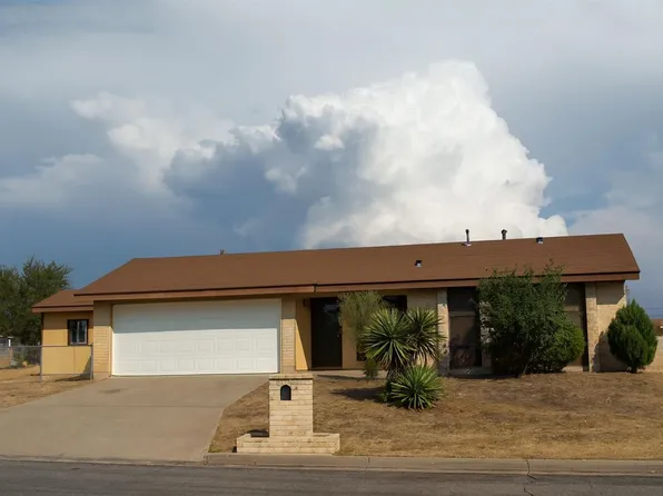 4701 SE Sunnymeade Dr, Lawton, OK 73501