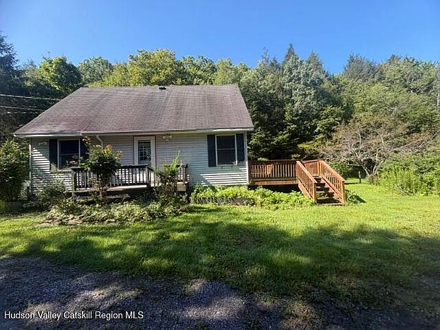 1st image of 209 Townsend Hollow Road