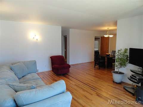 5th image of 3515 Greenway Ave