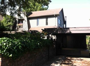 3821 43rd Ave NE, Seattle, WA 98105