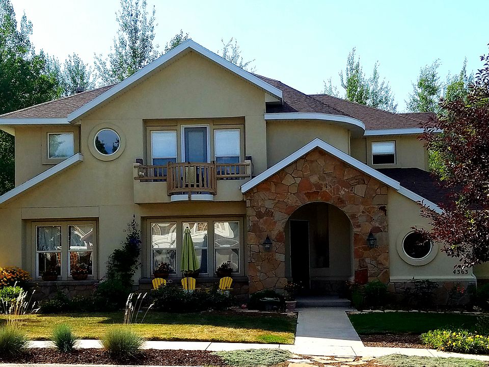 1st image of 4363 Willow Creek Dr