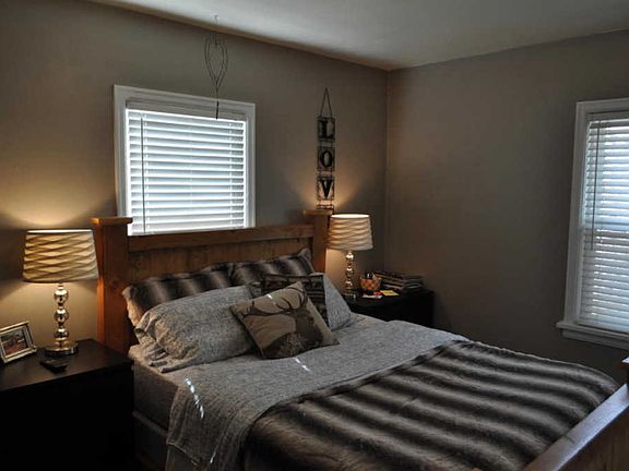 2nd image of 404 Livingston Ave