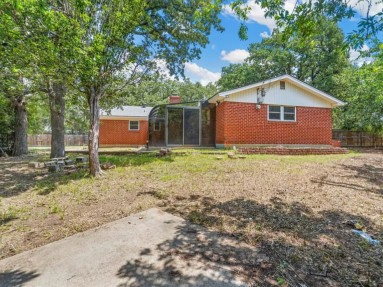 514 Canyon Ridge Dr — Photo 37