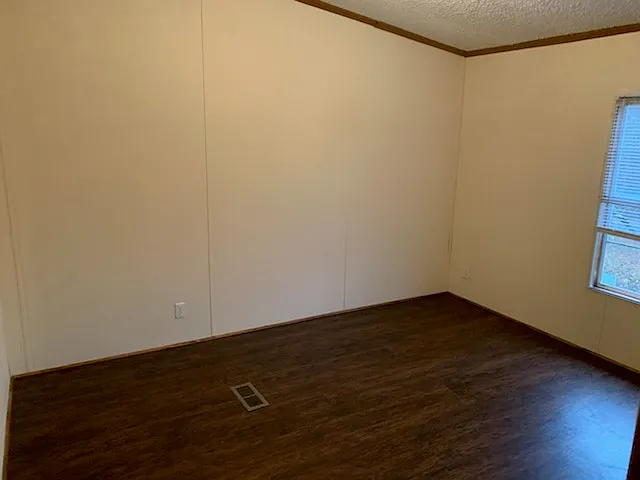 3 bed, 1680 sqft, $1,650 — Photo 4