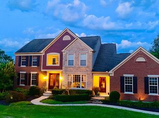 742 Riverwatch Dr, Crescent Springs, KY 41017