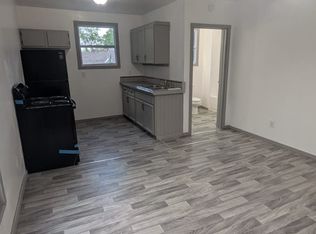 418 Harbor St APT 3, Conneaut, OH 44030