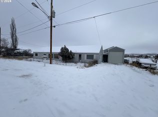 430 Foothill Dr, Baker City, OR 97814