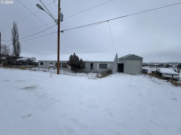 430 Foothill Dr, Baker City, OR 97814