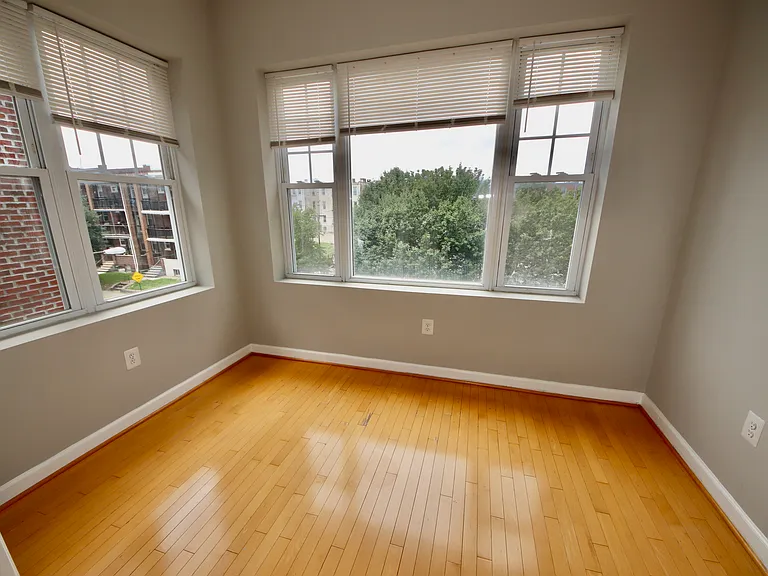 2443 Callow Ave #3 — Photo 14